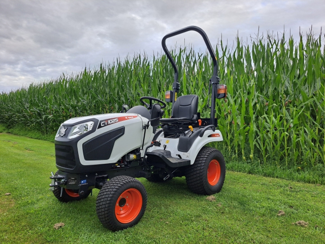 Bobcat CT1025 LA compact tractor