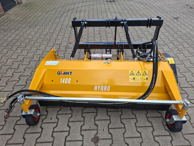 Klepelmaaier Giant