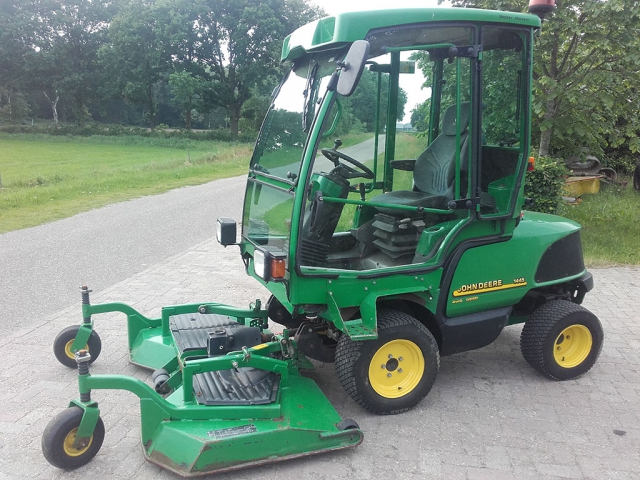 John Deere maaier